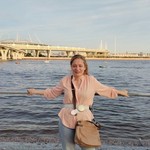 Polina, 43