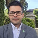 Hakan, 41