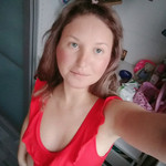 Anna, 33