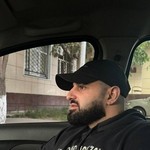 Arman, 32