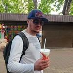 Denis, 31